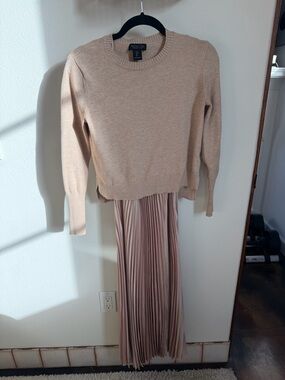 Rachel Zoe Neutral Beige Crewneck Knit Sweater Dress  Set